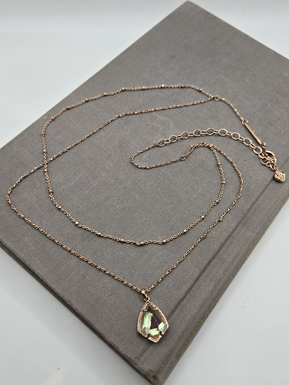 Kendra Scott Rose Gold Cory Necklace Double Strand Dichroic Glass Pink/Green Duo